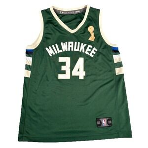Giannis Antetokounmpo #34 Milwaukee Bucks Jersey Youth Medium Green Swingman
